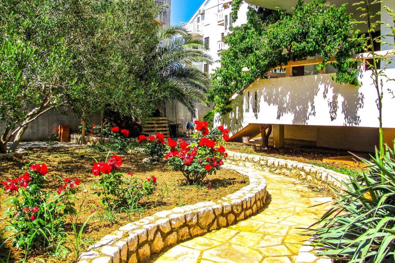 Apartments Hope Новалья Экстерьер фото